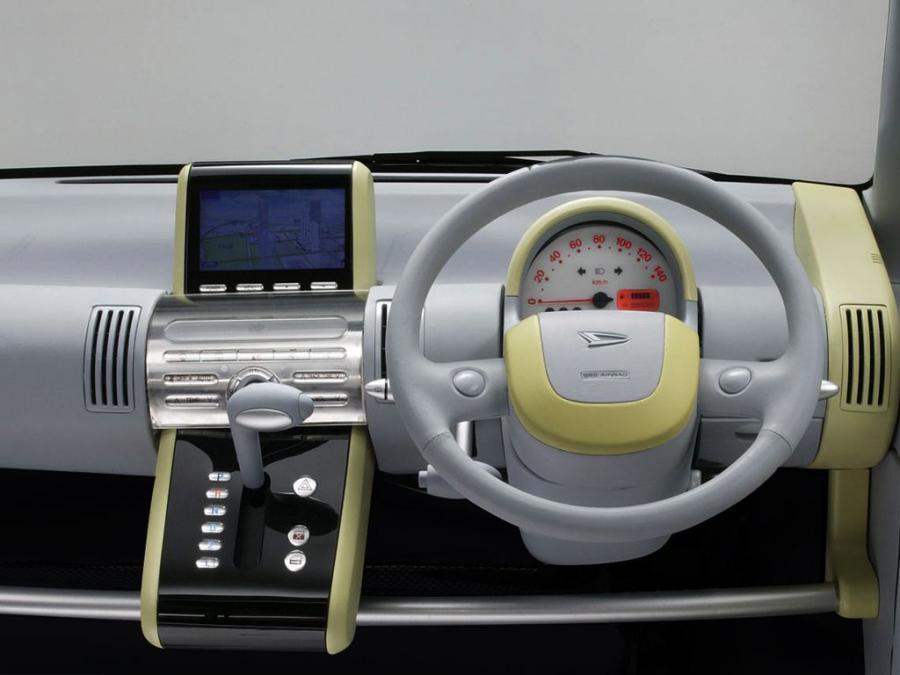  Daihatsu Ai Concept 2003 года  (фото 2 из 5)